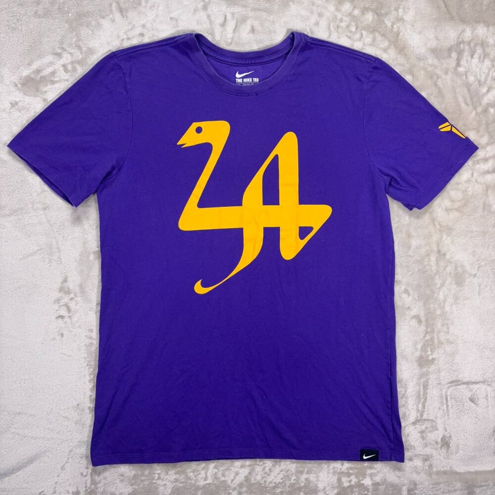 Nike Men's Kobe Bryant Mamba Mentality T Shirt Dri-Fit LA 24 Snake Purple - L